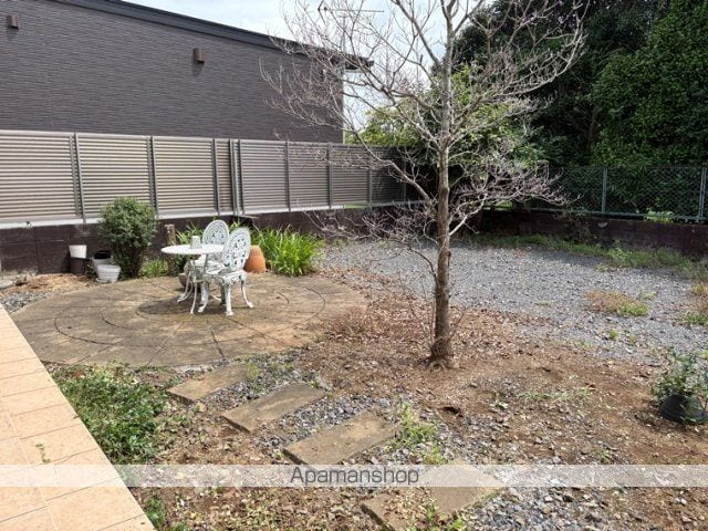 鎌ケ谷戸建の玄関写真