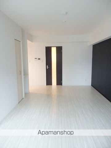 ラディア近代美術館前の内装写真