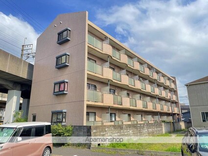 ラ・ペール[1R/19.56m2]の外観1