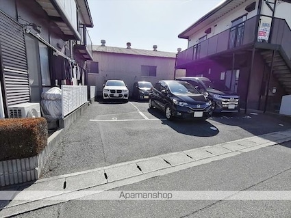 パレロッサ陣之内Ａ棟[1LDK/40.92m2]の駐車場1