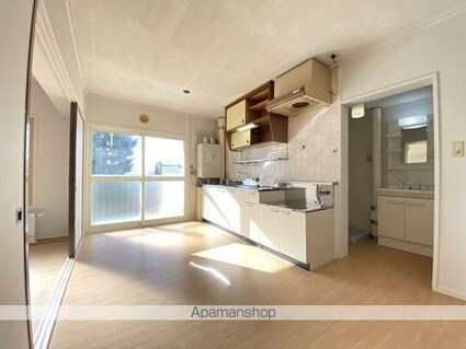 ヴィラナリー函館６号棟（ヴィラナリーハコダテロクゴウトウ[3DK/61.12m2]の内装2