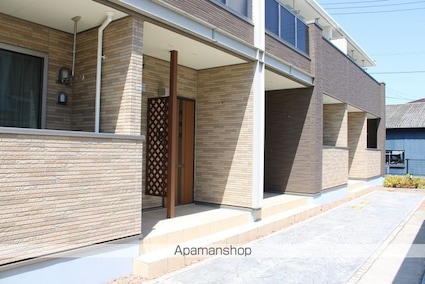 ネスル[1LDK/48.35m2]のエントランス2