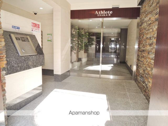 アスリート江坂II番館の玄関写真