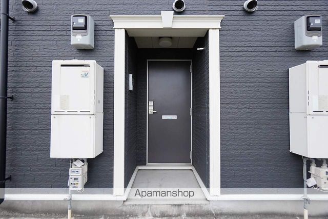 レオネクスト住吉Aの玄関写真
