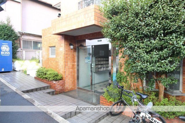 プレール恵比寿の玄関写真