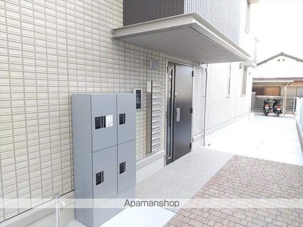 和歌山県和歌山市和歌浦東２丁目[1LDK/42.79m2]のエントランス1