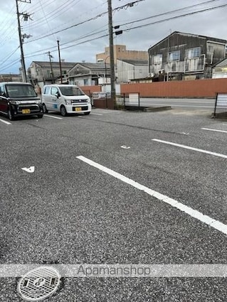 エスポワール[1K/18.9m2]の駐車場1
