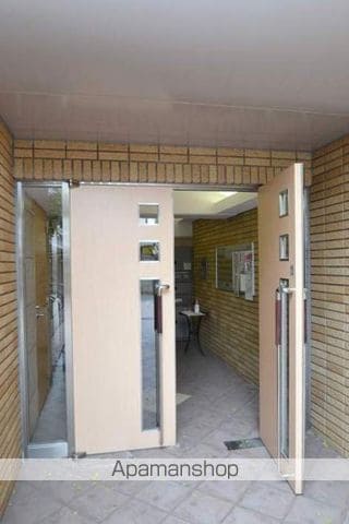 ラフィーネ大供の玄関写真