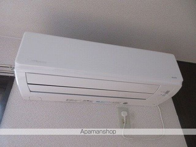 オーエスコーポ蔵前の内装写真