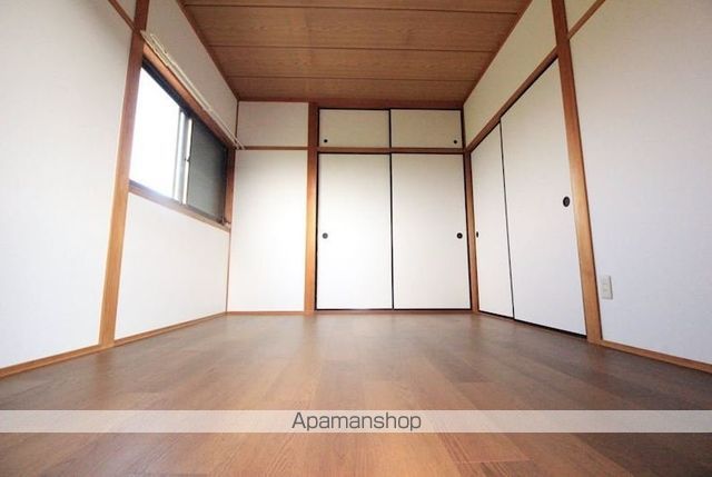 ハイツ岡下の内装写真