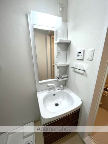 クレストの内装写真