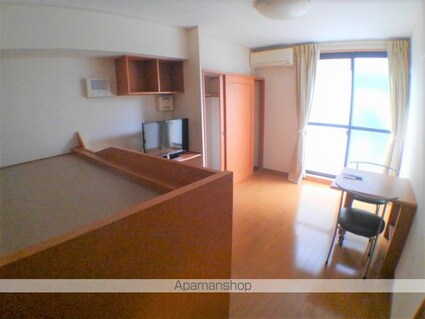 香川県坂出市久米町１丁目[1K/23.18m2]のリビング・居間