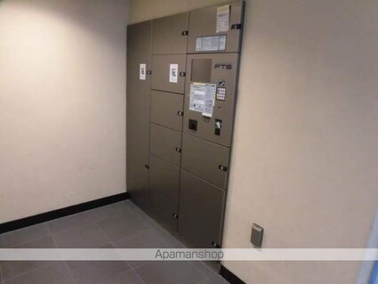 下北沢パークハウス[2LDK/68.32m2]の共用部1