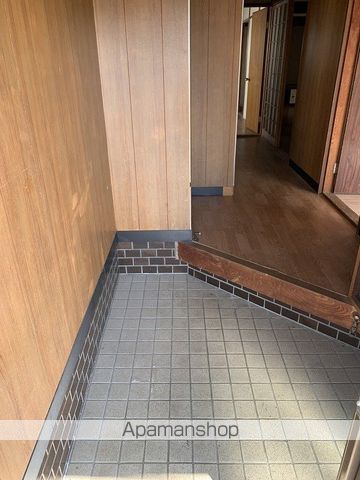 多田貸家の内装写真