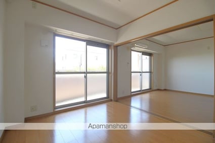 ヴェルドミールＳ[2LDK/52m2]の内装3