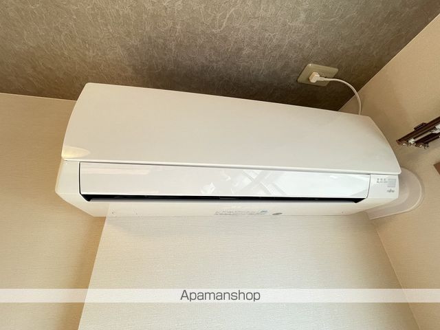 NEW PIAZZA西桔梗の内装写真
