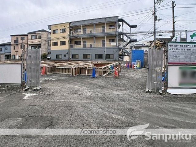 アジュールの玄関写真