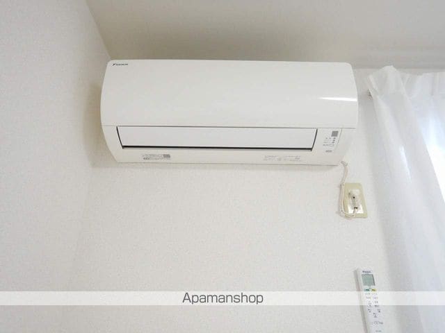 ヴィラージュマルイ A棟の内装写真