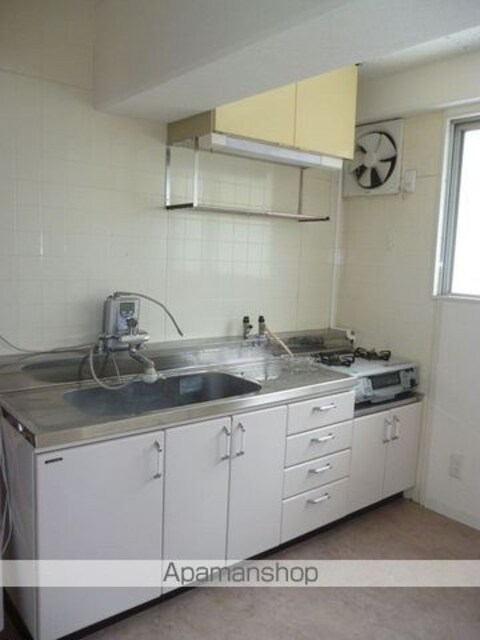 和歌山県和歌山市三木町中ノ丁[2DK/45.57m2]のキッチン