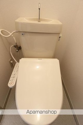 メゾン・ド・アムール[2LDK/53m2]のトイレ