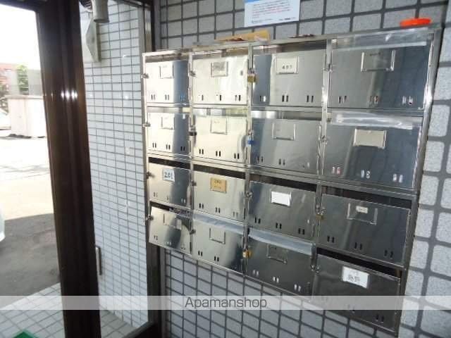 メゾンドジャパンの玄関写真