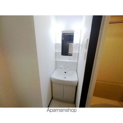 千葉県千葉市中央区本町１丁目[1K/25m2]の洗面所