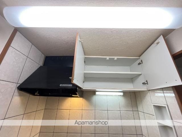 グランディール泰英1号館の内装写真