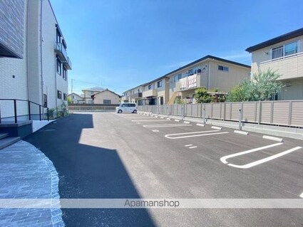 香川県高松市木太町[2LDK/66.92m2]の駐車場