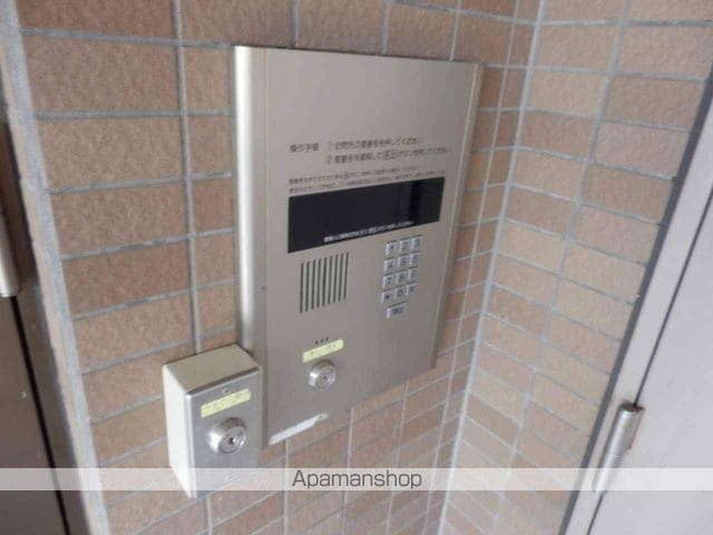 パークヒルズ中央411の玄関写真