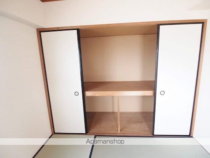 グランドヒルズ東海[3LDK/71.96m2]の収納