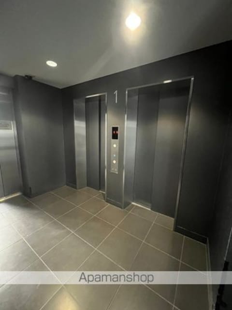 ＰＲＩＭＥ　ＵＲＢＡＮ　東中野　ＣＯＵＲＴ[3LDK/82.92m2]の共用部3