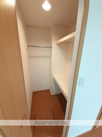 エピナール ララBの内装写真