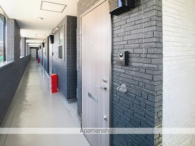 パークメラニアンの玄関写真