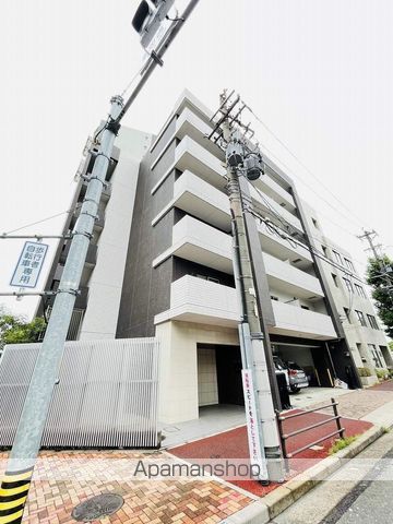 スティングレイつるまの外観写真