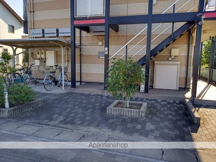 レオパレスＦｕｎ[1K/22.35m2]のロビー