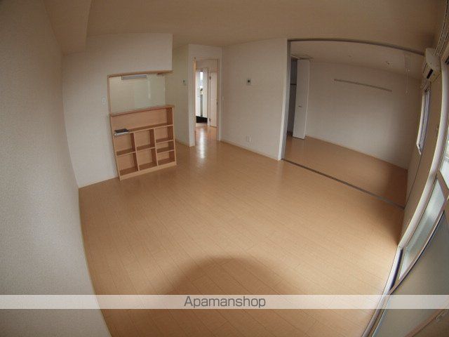 グラン ラヴィールの内装写真