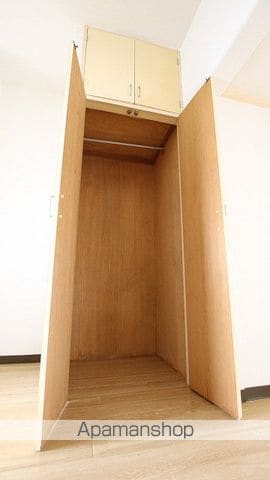 八幡ハイツの内装写真