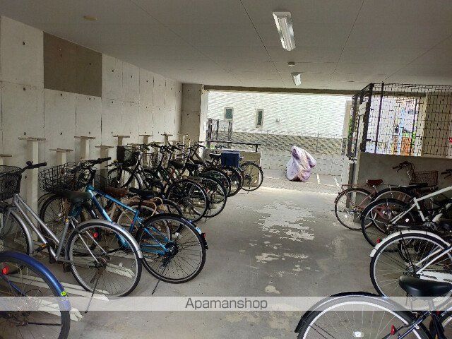 阿部松島マンションの玄関写真