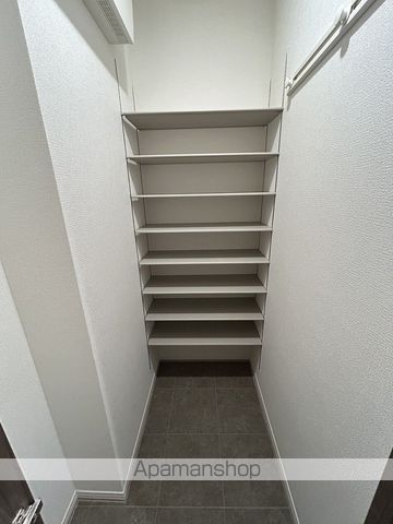 ユニヴェール SENRI−CHUOの内装写真