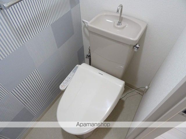 ロイヤルヒルズ成田町の内装写真