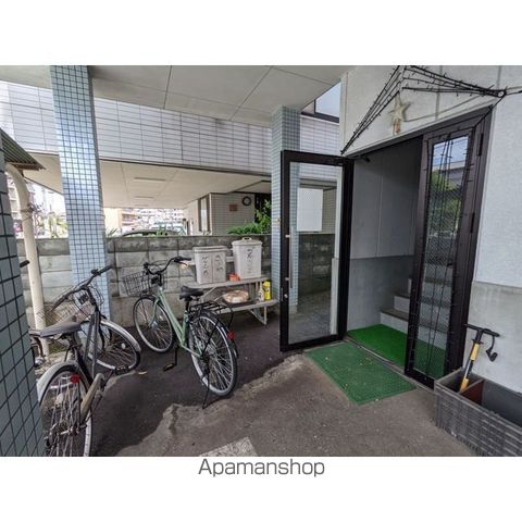 ビートルハウスの玄関写真