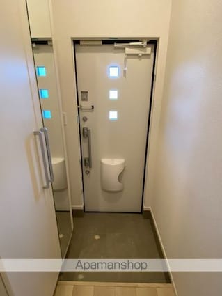 レッド　スイートピーⅡ[2LDK/59.55m2]の玄関