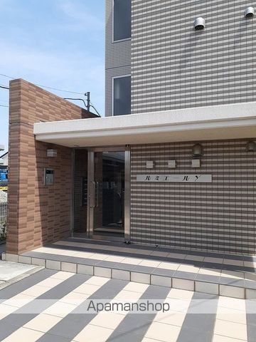 ルミエール Yの玄関写真