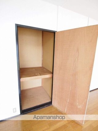 オーシャンコーポカシマ[2LDK/50m2]の収納2
