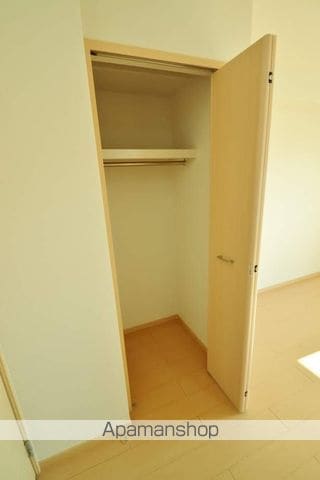 NMON Eの内装写真
