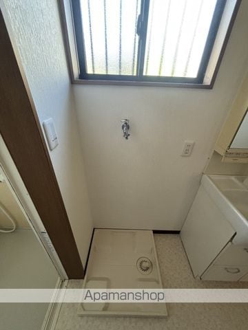可部線 緑井駅 徒歩12分 2階建 築23年の内装写真