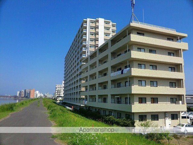 野中マンションの外観写真
