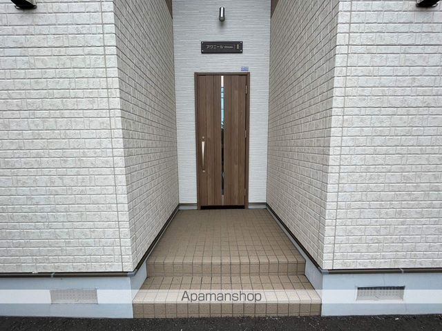 アヴニールSHINANOIの玄関写真