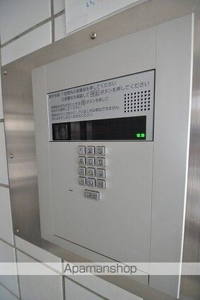 ホワイトハイツ[3LDK/62.52m2]の共用部1