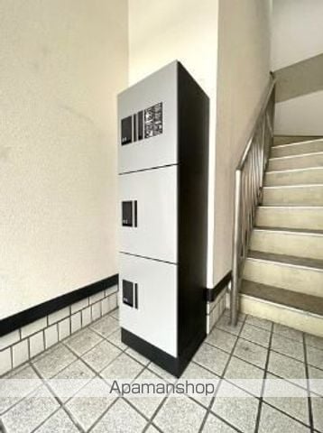 アルモ九品寺の玄関写真